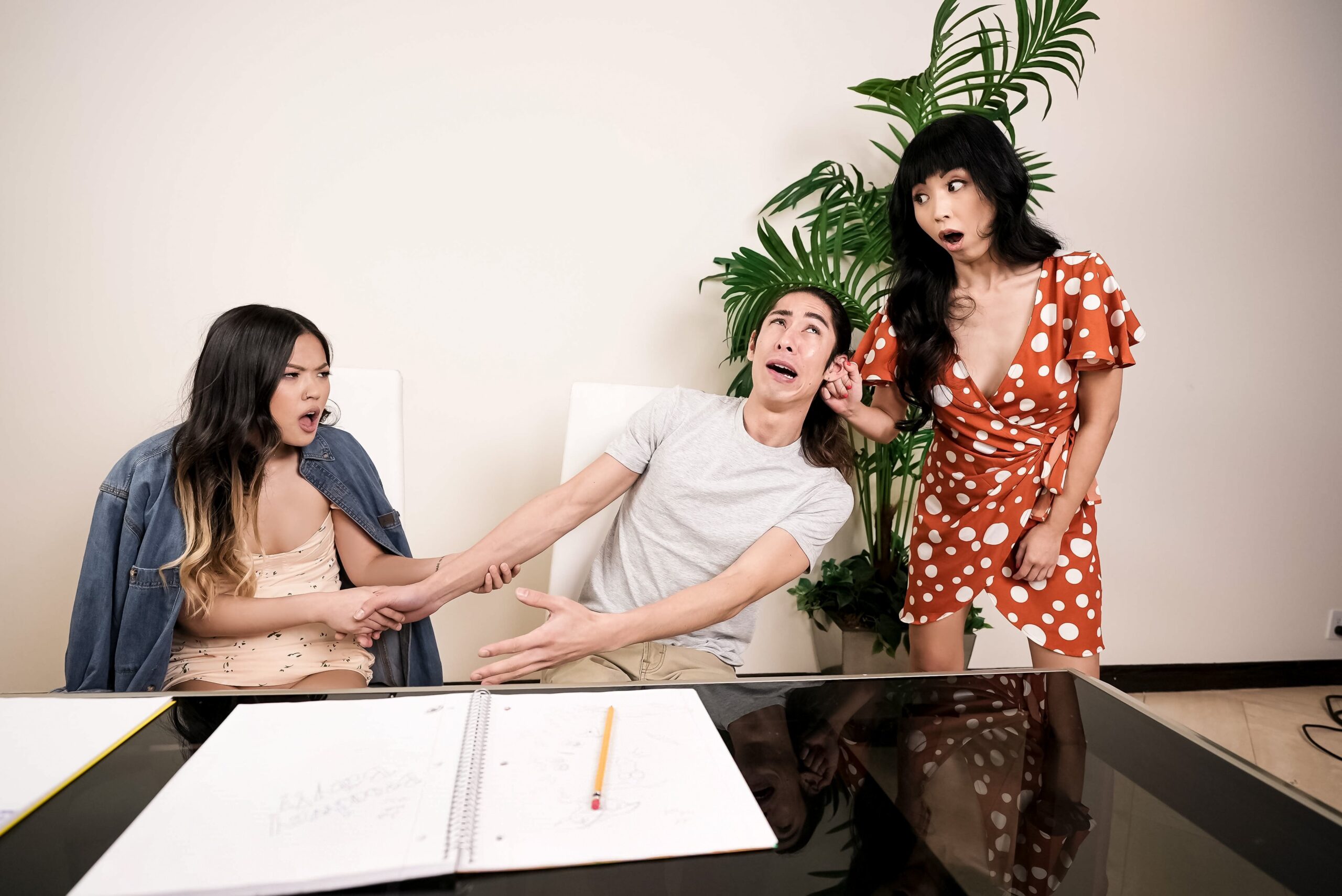 [Brazzers] Marica Hase, Lulu Chu – Measuring Up!
